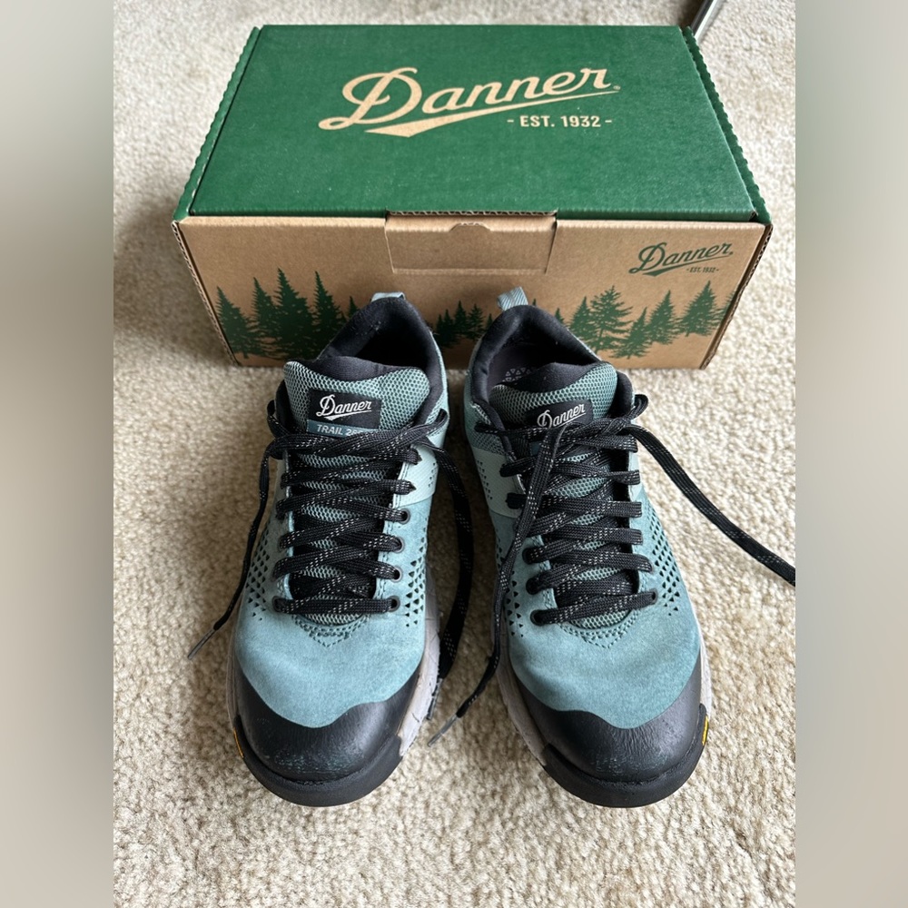 Danner 2650 hiking shoes US 7.5